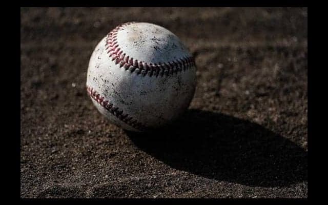 知っていますか早稲田式と慶応式？　野球のスコアブックの魅力と歴史