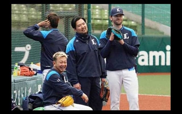 西武助っ人は自宅待機をどう過ごす？　同じマンションの5人は密集せず、情報交換