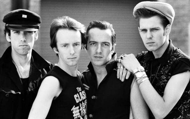 伝説のパンクロックバンドがウィルソンを相手に訴訟を起こす