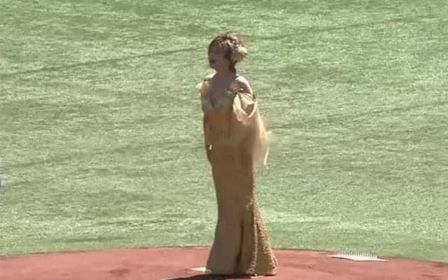 「間違いなく始球式最速」　全てを吹き飛ばす“ラスボス幸子”の剛腕が再脚光