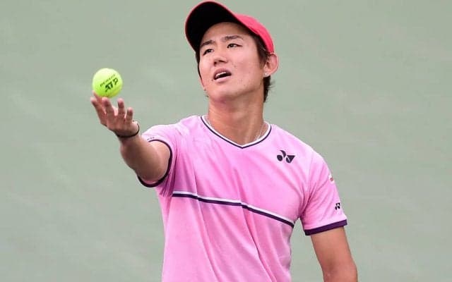 西岡がスーパーボレーを披露。「まるでペールのようだ」