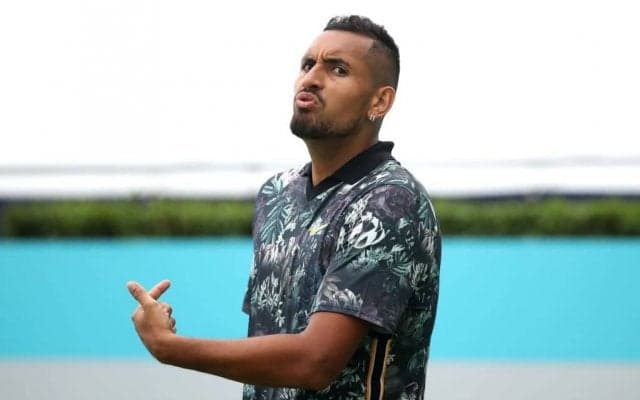 キリオス、ツバ吐き行為で罰金！出場停止処分も？「最低最悪な審判だよ！」