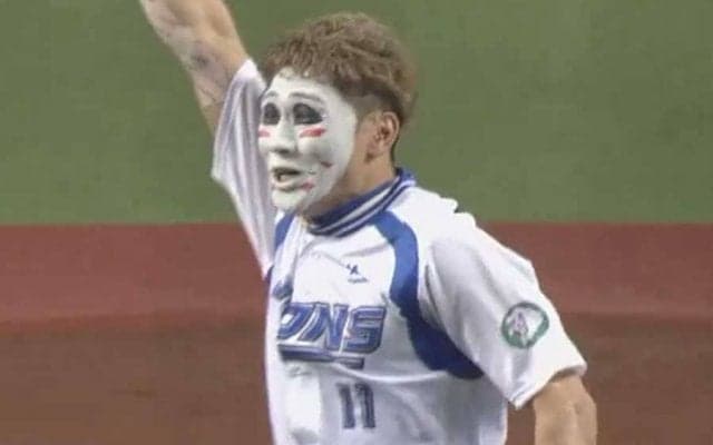 【始球式名場面】衝撃の135キロ！　芸能人最速をマークしたのは剛腕“ダルビッシュ”？