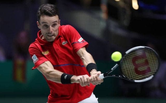 バウティスタ アグート結婚、祝福コメント相次ぐ