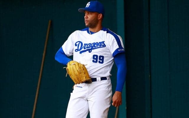 元中日ジョーダン氏、盗難された高級車が大炎上「言葉も出ない」　被害画像を公開