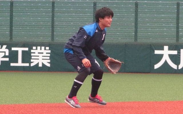松本航、“山川塾”入門！　野手トレから一夜明け「野球を勉強したいです」