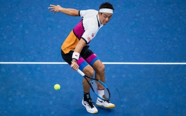 錦織が教えるドロップショットのコツ。「赤ちゃんをあやすような感覚で」