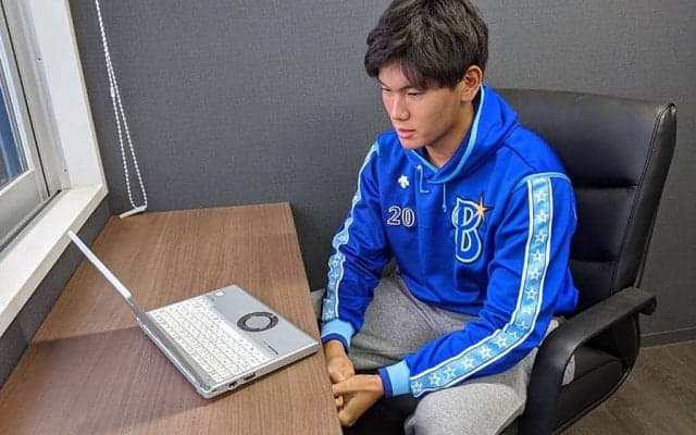 DeNAドラ2坂本、外出禁止中に鷹・和田本を熟読「ずっと参考にしてきた投手」