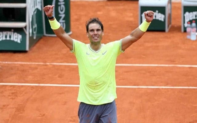 ナダルが全仏OP決勝で着用したウェアがオークションで落札。その金額は？