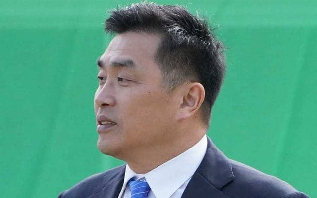 元中日・山本昌氏が松田宣の「ケンケン打法」モノマネ披露　球界OBにも広がる「熱男リレー」