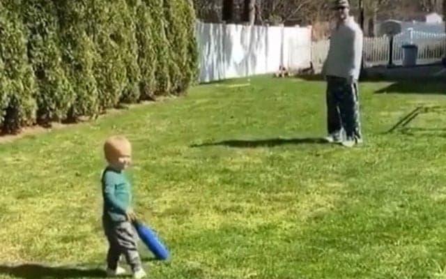 米国に1歳の“天才スラッガー”が出現　ファン興奮「ベイビー・ルース」「10年108億円」