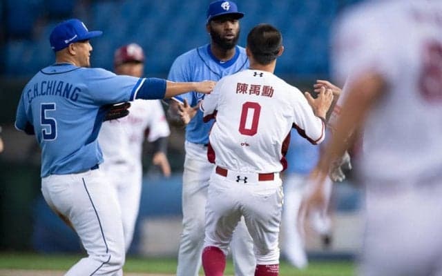 台湾楽天が開幕5連勝で首位キープ！　故意死球で“世界最速”の乱闘劇も勃発