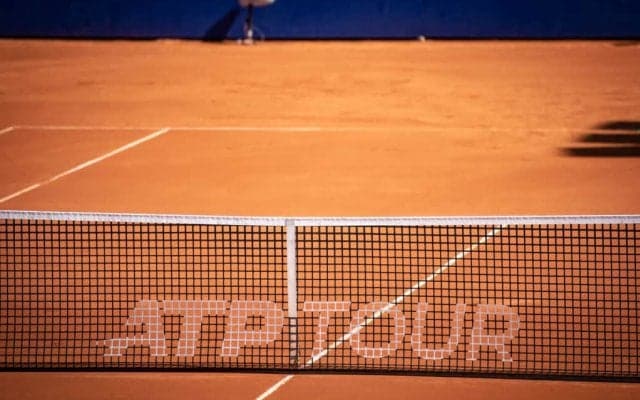 チチパスもビックリ！ロックダウン中のイタリアでの型破りな長距離ラリー