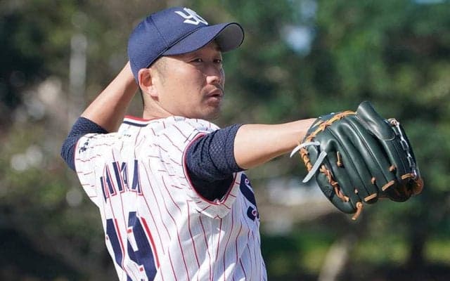 「さすがプロ」　燕・石川の“紙コップ投げ”で魅せた驚きの制球力にファン感動