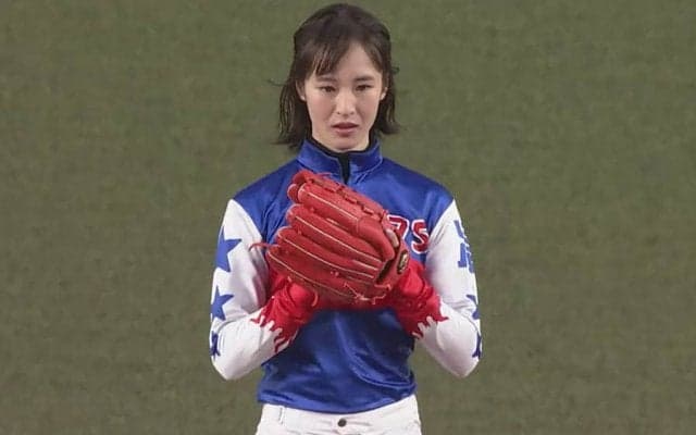 【始球式名場面】「アイドル顔負け」藤田菜七子さんのノーバウンド始球式に球場どよめき