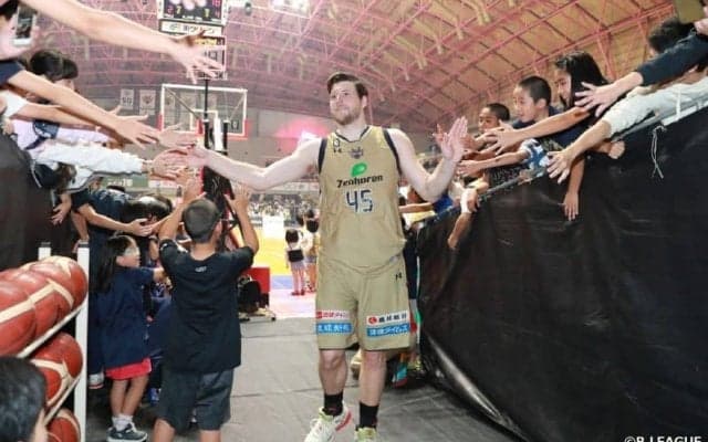 琉球のジャック・クーリーが結婚「沖縄で正式に夫婦になれるのであればとても素敵なこと」