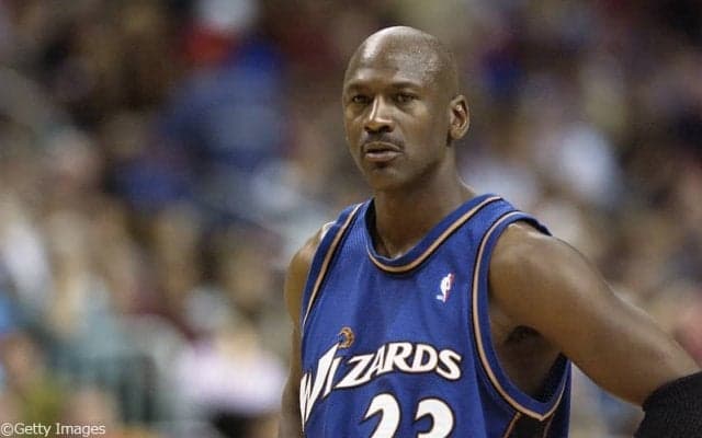 「俺はウィザーズでプレーしていた当時のジョーダンに最も影響を受けた」とデュラント