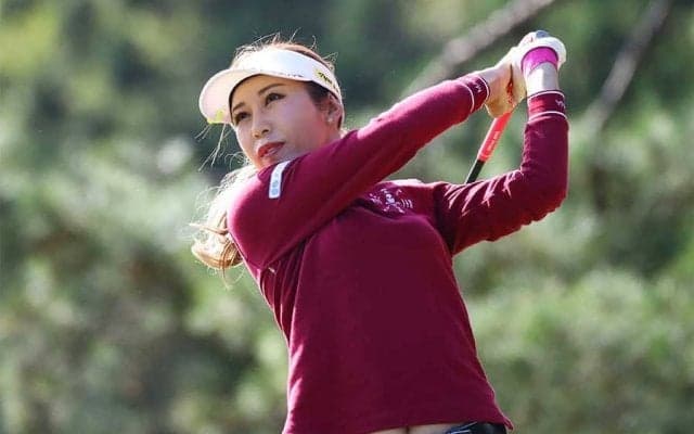 「モデルさんかと」　金田久美子の“おうちショット”に反響「めっちゃ綺麗で可愛い」