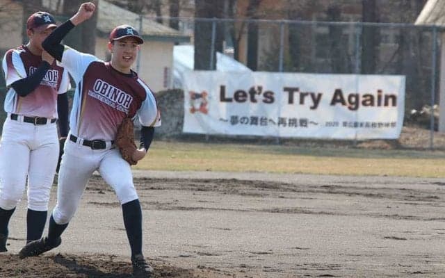 【消えた選抜からの道4】無人のグラウンドにたなびく横断幕　帯広農・前田監督の胸中