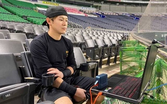 鷹・牧原、自主練習中も周東に“対抗心”「試合がなくて張り合う相手がいないので…」