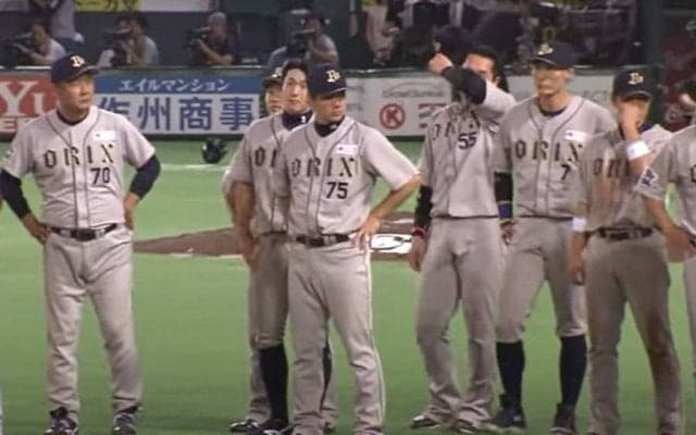 【球界名場面】事実上の優勝決定戦！　歓喜と涙…ホークス対オリ「10・2決戦」の結末