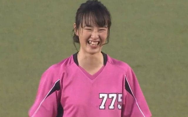 【始球式名場面】「可愛すぎやろ」祝・通算100勝　当時19歳の藤田菜七子さんが“初登板”