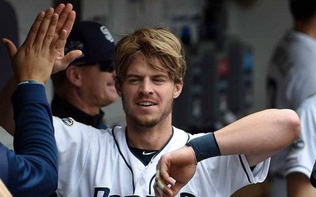 【MLB】ファウルがあわや顔面直撃　少年の微笑ましい安堵の笑みに反響「信じられない光景だ」