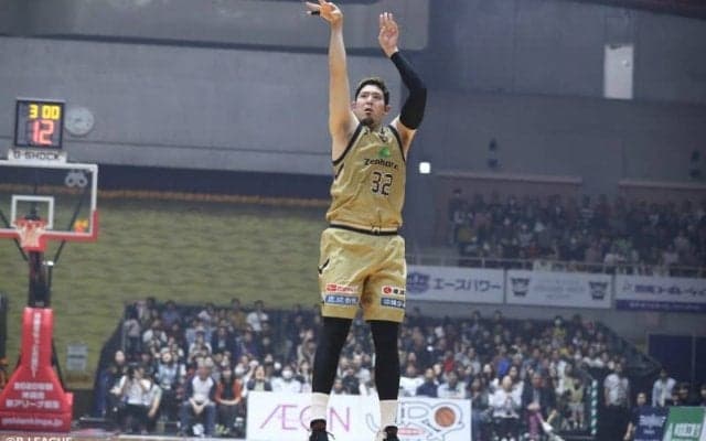 琉球ゴールデンキングス、満原優樹との契約継続を発表「優勝目指して全力で突っ走ります」