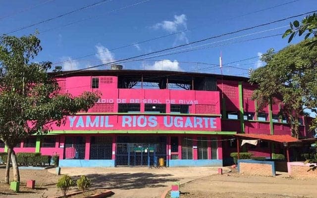 解雇選手の嘆き「感染したくなかった」　コロナ禍でも観客を入れて開催のニカラグア野球の現状