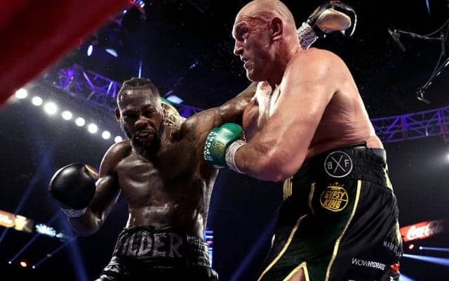 フューリーVSワイルダー第3戦、年内開催は絶望的　アラム氏「今は続ける必要がない」