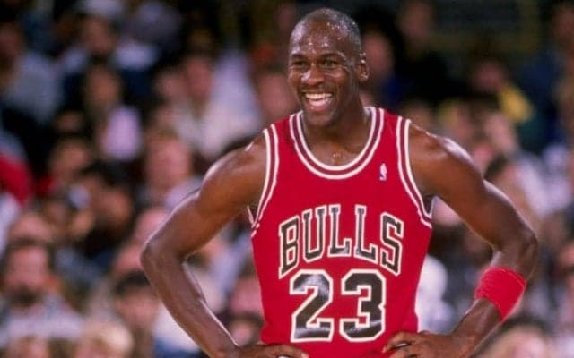 マイケル・ジョーダンが最恐集団ピストンズの“ジョーダン・ルール”を破った術（前編）