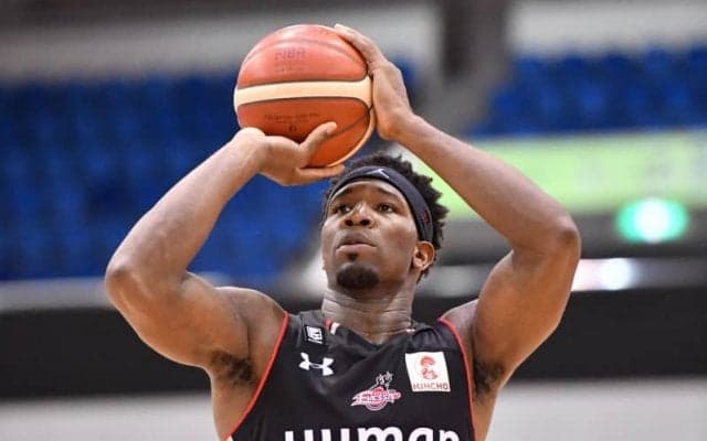 大阪エヴェッサ、帰化選手のアイラ・ブラウンと契約継続…今季平均12.5得点