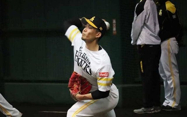 鷹・千賀、新投法での剛速球キャッチボール動画にファン驚愕「ハートを射抜かれそう」