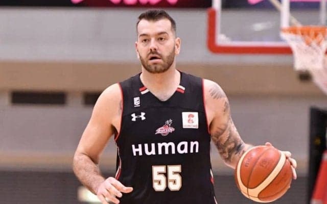 大阪エヴェッサのジョシュ・ハレルソンが契約継続「チャンピオンシップを勝ち取るため…」