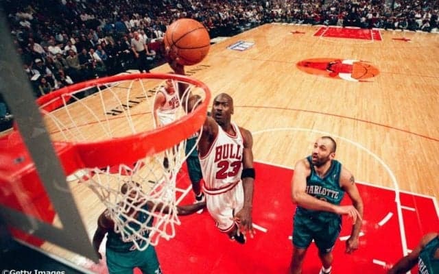 マイケル・ジョーダンが最恐集団ピストンズの“ジョーダン・ルール”を破った術（後編）