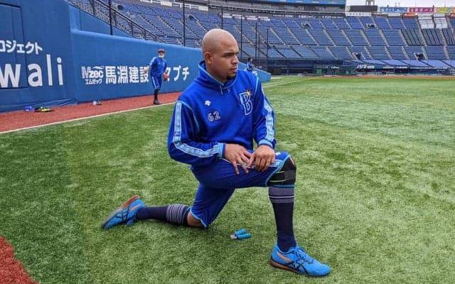 DeNAエスコバー「体重が増えないように」　自主トレ期間中は体調管理を徹底