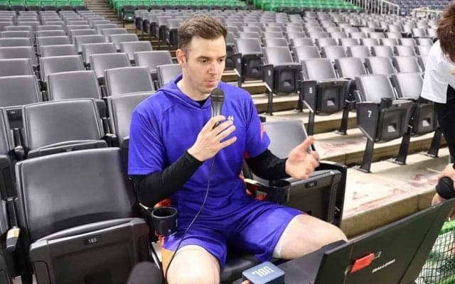 鷹バンデンハーク、新米パパとして子育て奮闘中「妻にも自分だけの時間を」