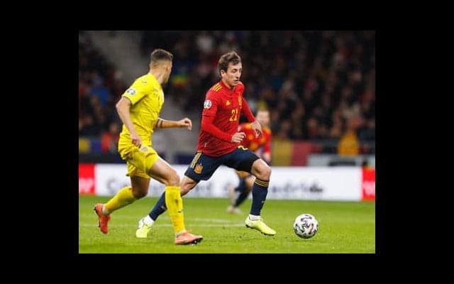 東京五輪世代の「背番号10番」。スペインの新鋭は筋骨隆々ファンタジスタ