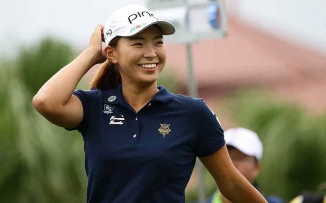 【名珍場面特別編】  渋野日向子と似すぎ!?　“同期の親友2S”に反響続々「おなじ顔が2つ」「姉妹みたい」