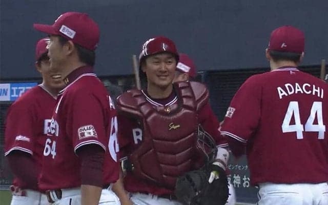 【球界名場面】木村拓也さんの命日に…　盗塁も刺した10年ぶり“捕手”銀次に「何かを感じる」