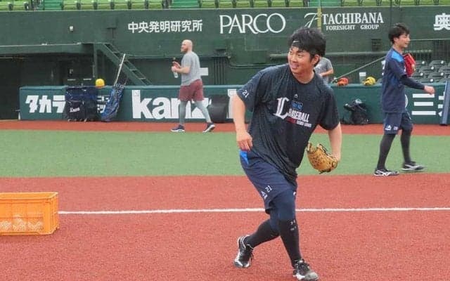 西武十亀、助っ人右腕ニールから“逆発想トレ”「早速自分も取り入れました」