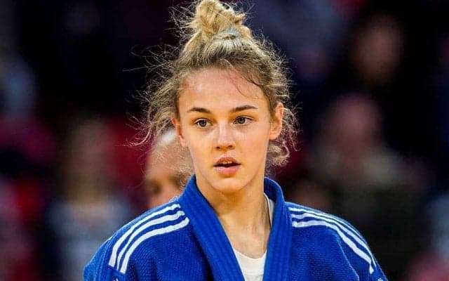 美人柔道家ビロディド、へそ出しタンクトップの“健康美ショット”に反響「美しい…」