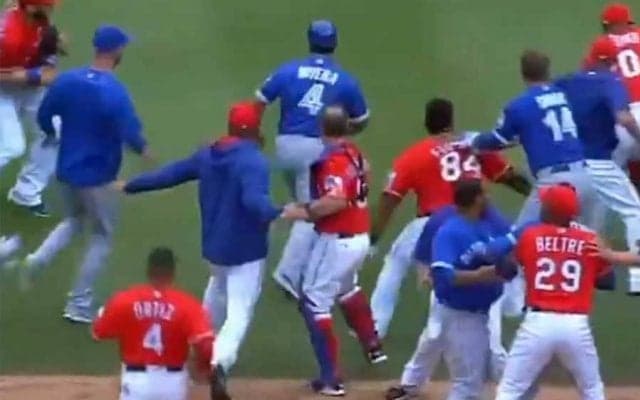 【MLB】“史上最高の乱闘劇”にファン大興奮　右ストレート炸裂に「素晴らしいパンチ」