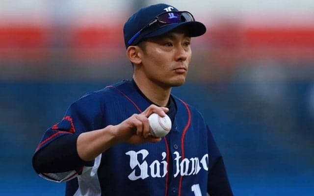 【球界名場面】西武栗山の「イケメン過ぎる」瞬間　レオ人形“救出”にファン「漢の中の漢」