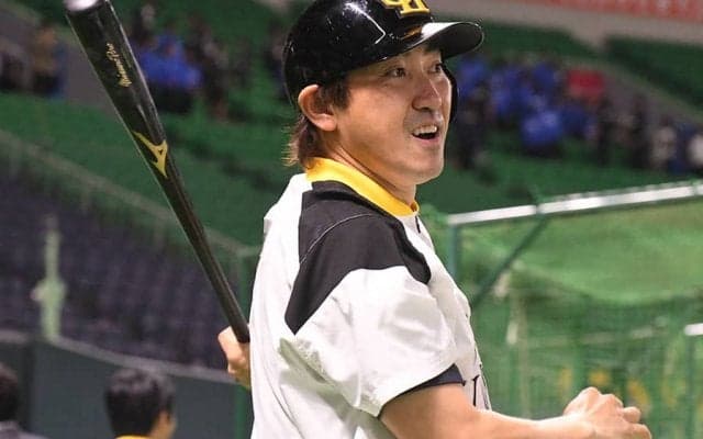 【球界名場面】“開かずの扉”を開けた鷹内川にファン爆笑　「これは歴代最高右打者」