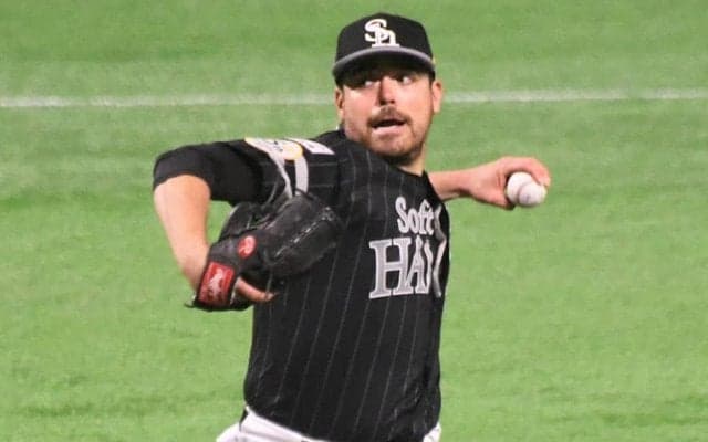 鷹ムーア、紅白戦先発も2回5失点…　高谷に3ラン浴びるなど7安打許す