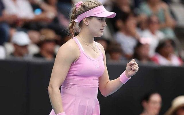 “デート権”910万円の美人テニス選手　バーチャル・デートは43万円寄付で実施