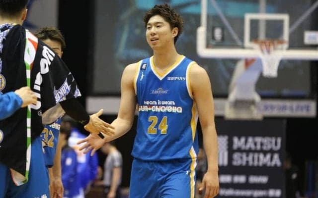 シーホース三河、高橋耕陽と契約合意「チームを勢いづけるプレーで貢献したい」