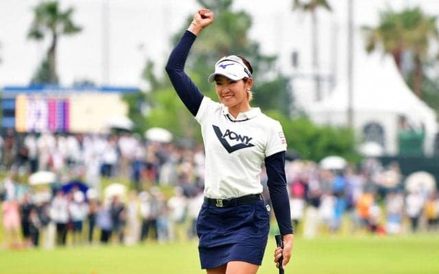 師匠とはソーシャルディスタンスをキープ　原英莉花がジャンボ邸からリモート会見