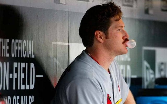【MLB】元巨人マイコラスの美人妻は「美容師になれる」　上半身裸の夫散髪写真を米称賛
